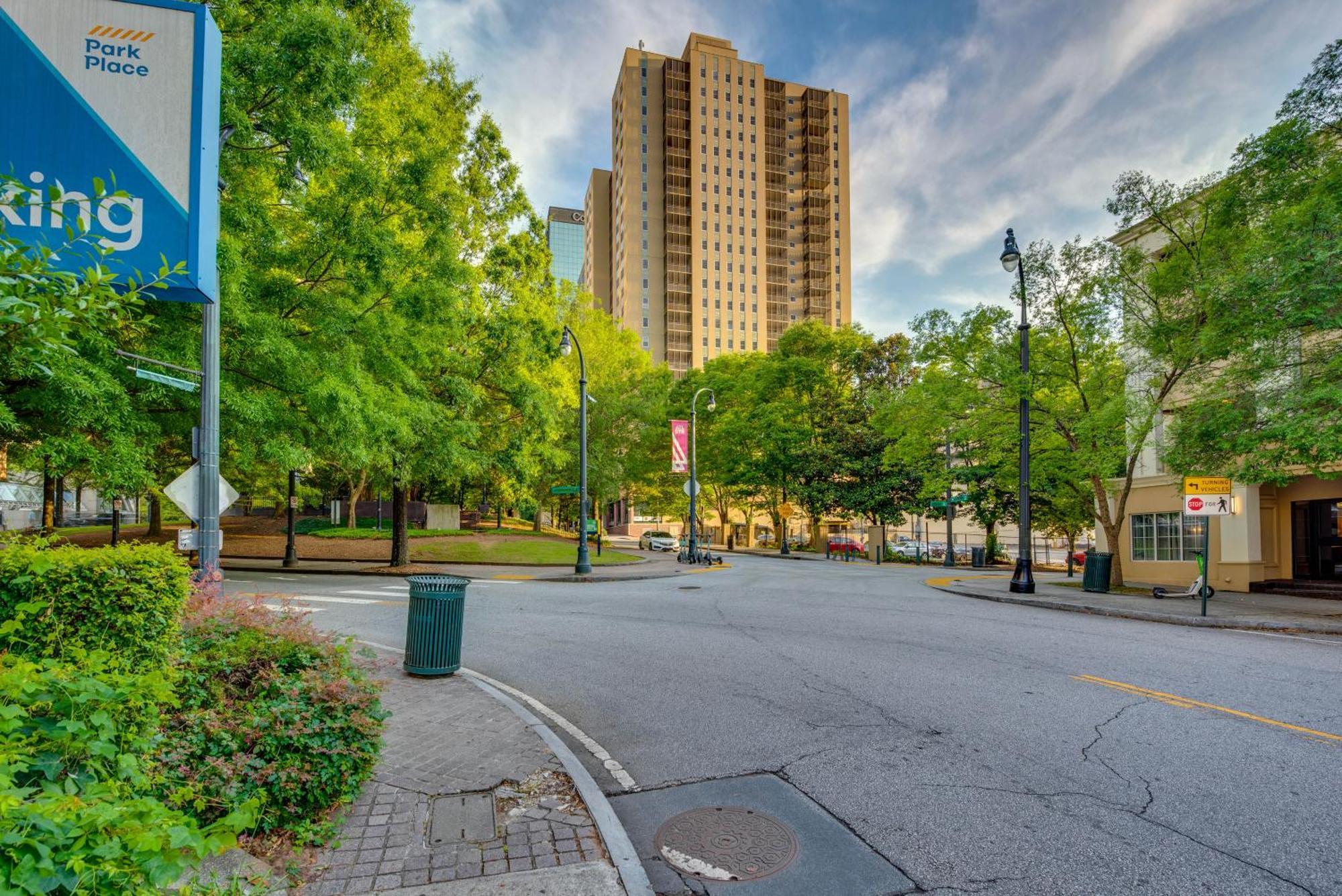 Downtown Atlanta Condo Walk To Arenas And Venues Exterior photo